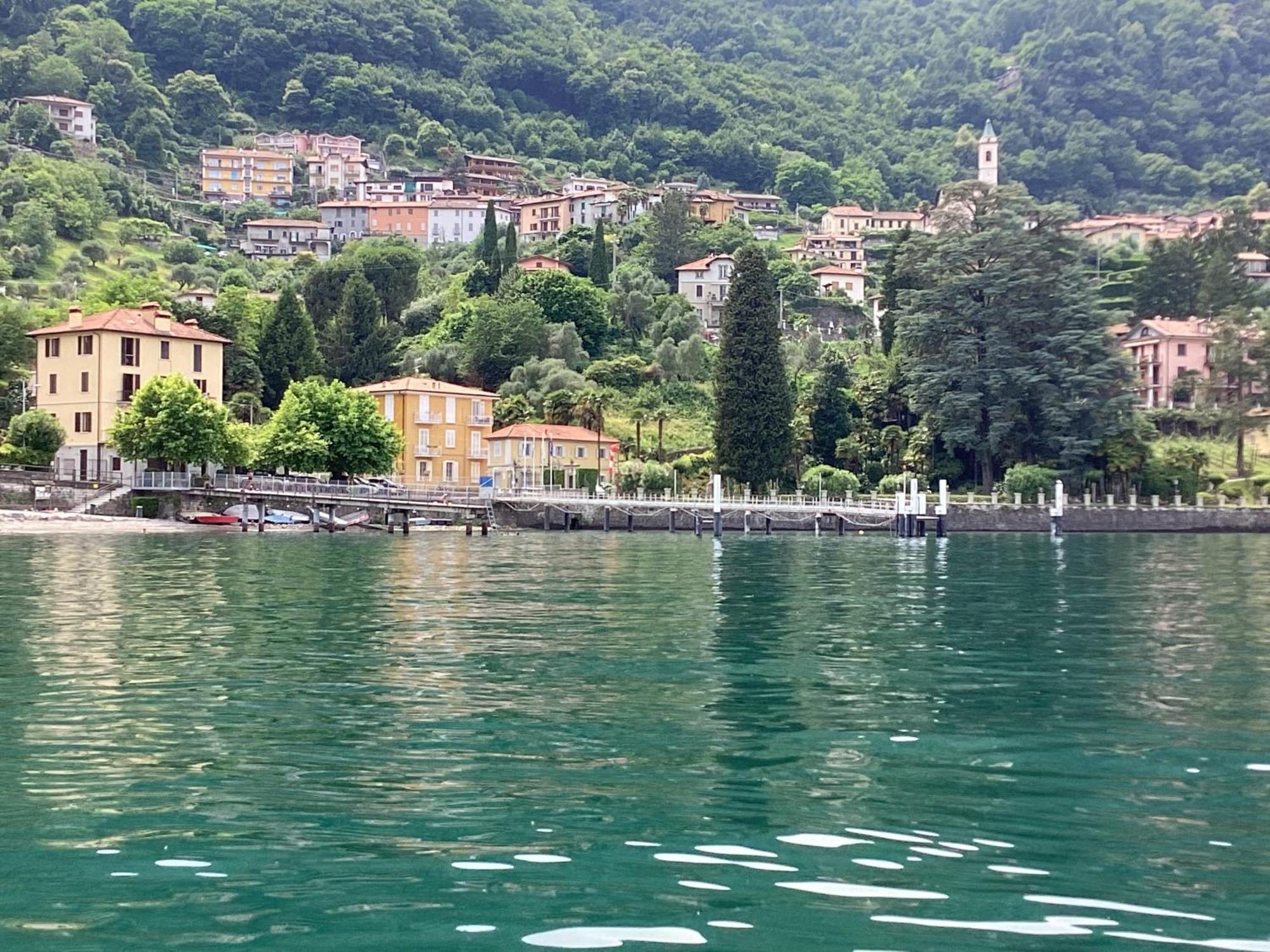 Wonderful Lake Front Appartment Near Bellagio Limonta Bagian luar foto